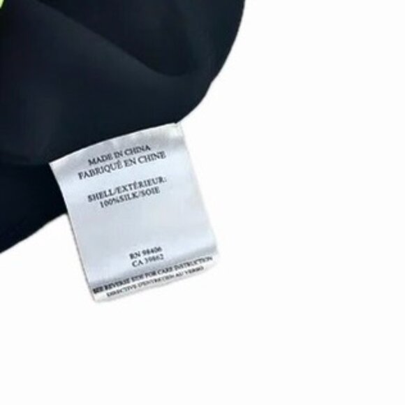 NEW Theory Duria Silk Blouse Black Button Down Sz M - Picture 11 of 12